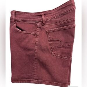 American Eagle Midi Twill Burgundy Super Stretch Jean Shorts Size 8